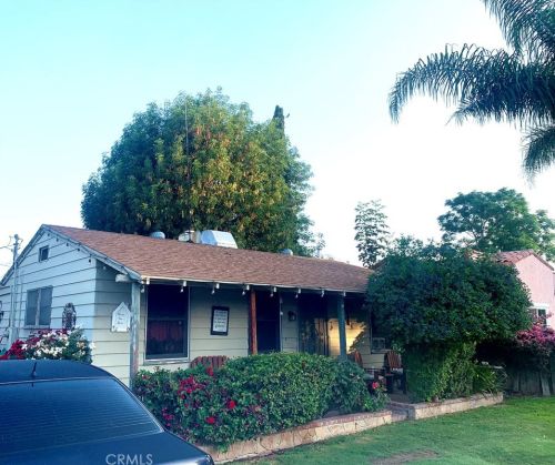 3977 Twining St, Riverside, CA 92509-6756
