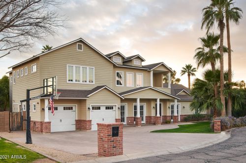 5507 Calle Del Paisano, Phoenix, AZ 85018-4513