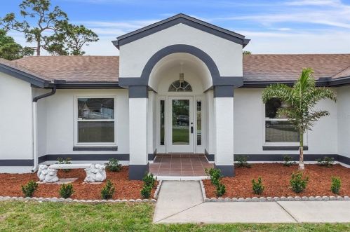 2500 Pine Needle Trl, Kissimmee, FL 34746-3104