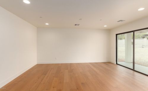 4554 Mcdonald Dr, Scottsdale AZ 85253-5328 exterior