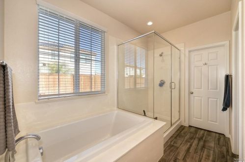 1840 Gold St, Liberty Farms CA  95620-4874 exterior