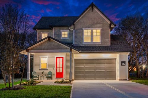 204 Lewis St, Conroe TX  77301-2564 exterior