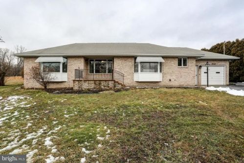 940 Mountain Rd, Siddonsburg, PA 17019-9701