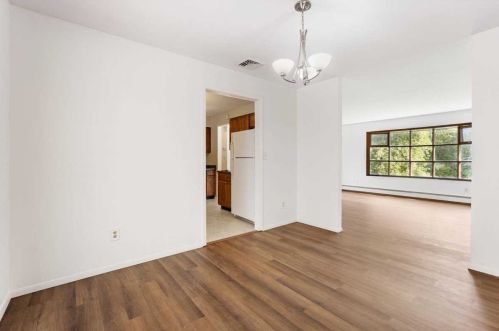 72 Spook Hl Rd, New Hamburg NY  12590-4305 exterior