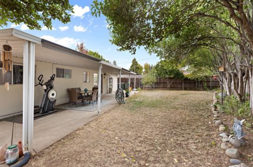 10868 Oakton Way, Rancho Cordova CA  95670-2449 exterior