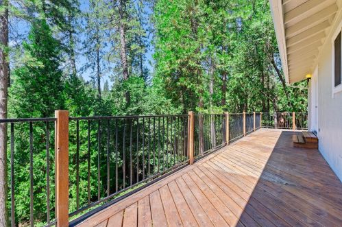 11518 Ball Rd, Grass Valley CA  95949-6709 exterior