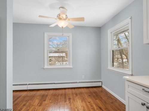 9 Rutgers Way, Hopatcong NJ  07843-1231 exterior