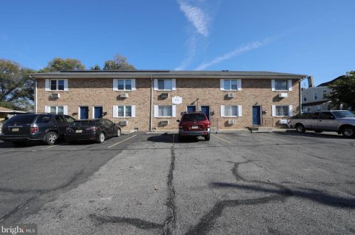 312 40th St, Camden, NJ 08110-3153