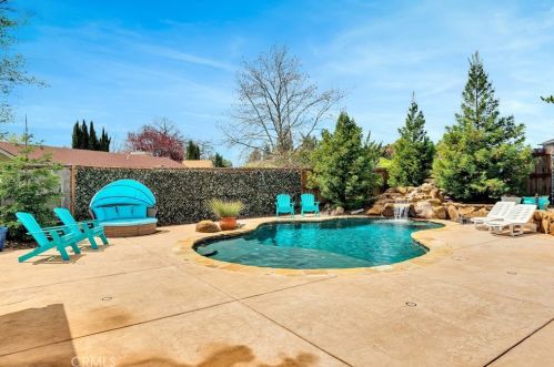 1471 Osprey Ct, Templeton, CA 93465-9814