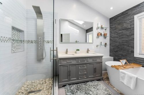 20 Stratford Rd, White Plains NY  10603-2827 exterior