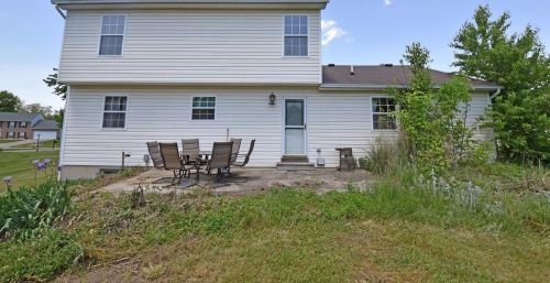 1413 Breckenridge Dr, Amelia OH  45102-1169 exterior