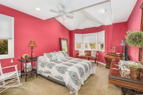 7 Sunken Meadow Rd, Northport NY  11768-2718 exterior