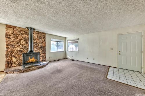 833 Tallac Ave, South Lake Tahoe, CA
