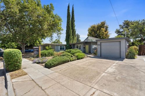 556 Worley Ave, Sunnyvale, CA 94085-3737