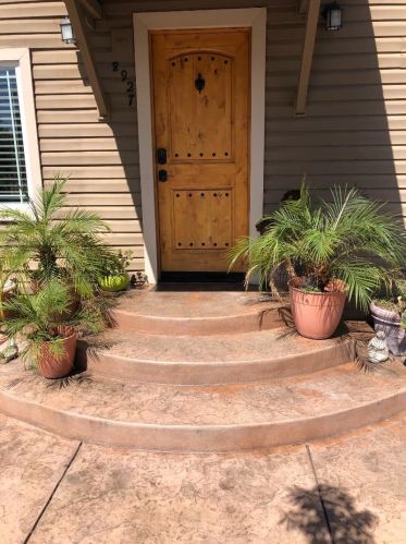 8927 Church St, Gilroy, CA 95020-7209