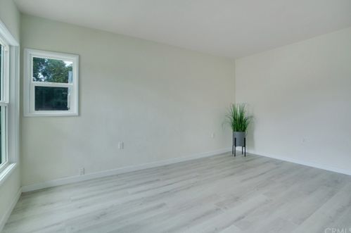 17310 Artesia Ct, Bellflower, CA 90706-6724