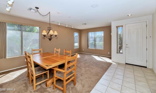 2810 Carla Vista Dr, Chandler, AZ 85225-4211