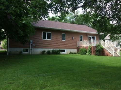 106 3rd St, Frankford, MN 55936-1301