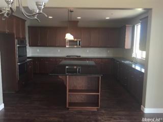 1524 Riva Trigoso Dr, Manteca, CA 95337-8463
