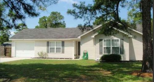 7 Wegeon Ln, Beaufort, SC 29906-8585