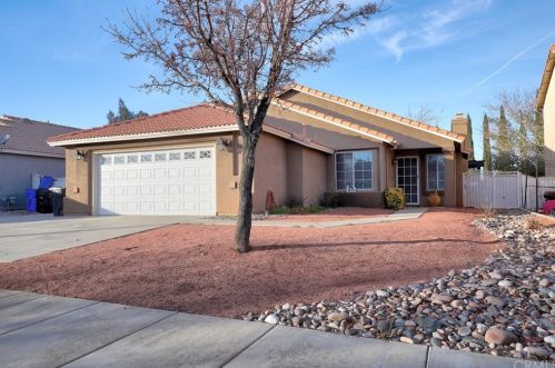 13756 Salado Way, Victorville, CA 92392-6388