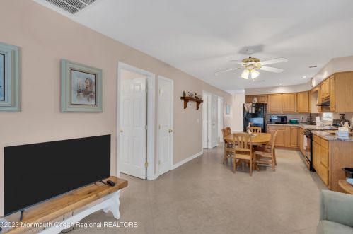 1950 Railway Ave, Pelican Island NJ  08751-1241 exterior