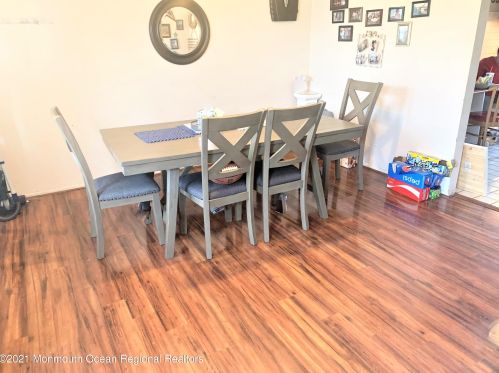 357 Dogwood Dr, Bricktown, NJ 08723-5982
