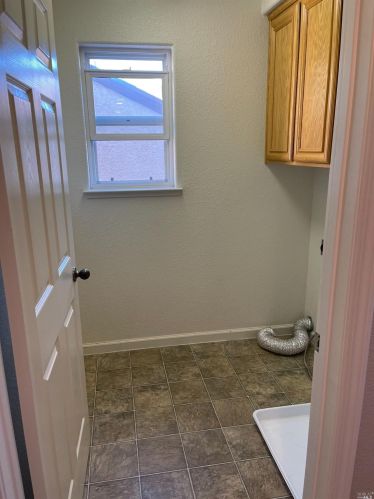 681 Decanter Cir, Windsor CA  95492-9630 exterior