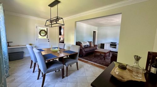 493 Birch Way, New Kensington PA  15068-5037 exterior