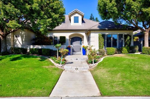 11210 Draper Ct, Bakersfield, CA 93311-2973