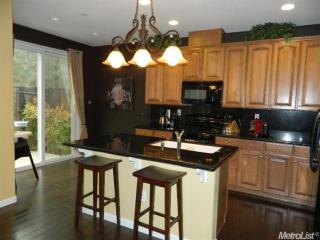 1203 Ferry Cir, Folsom, CA 95630-4011