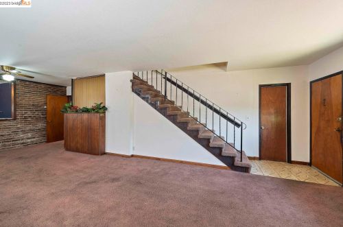 2752 Mabel St, Berkeley CA 94702-2461 exterior