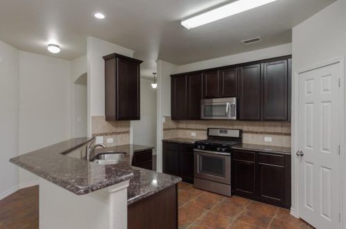 1320 Villa Paloma Blvd, Oak Point TX  75068-4920 exterior
