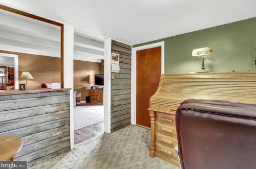 3243 Galen Hall Rd, Swartzville PA  17569-9580 exterior