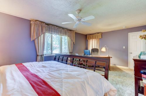 102 Sylvan Ave, Miller Place NY  11764-2230 exterior