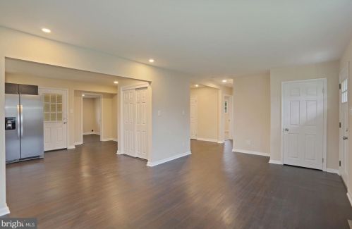 237 Grand Ave, Blenheim NJ  08012-3843 exterior