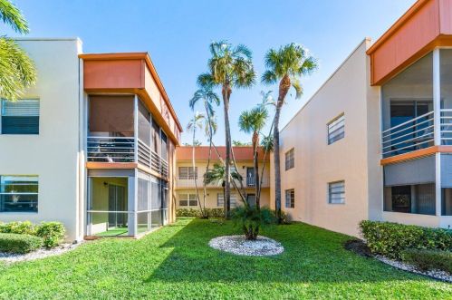 196 Piedmont, Delray Beach, FL 33484-5032