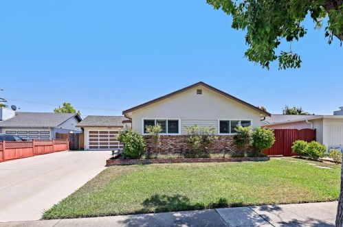 511 Middlesex Rd, Belmont, CA 94002-2526