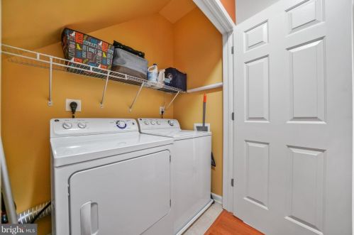 332 Jefferson Ave, Downingtown PA 19335-2701 exterior