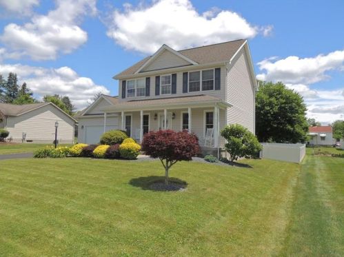1132 Motor St, New Castle, PA 16101-3049