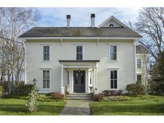 8 Elm St, Groton, CT 06340-5617