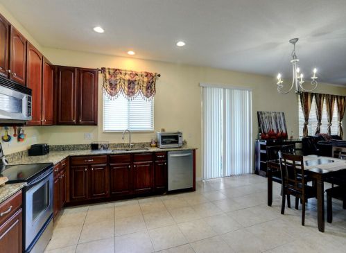 672 Carriage Lk Way, Vero Beach FL 32968-9480 exterior