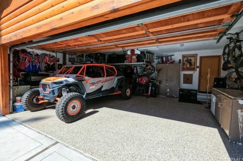 549 Fairway Blvd, Big Bear City CA  92314-8875 exterior