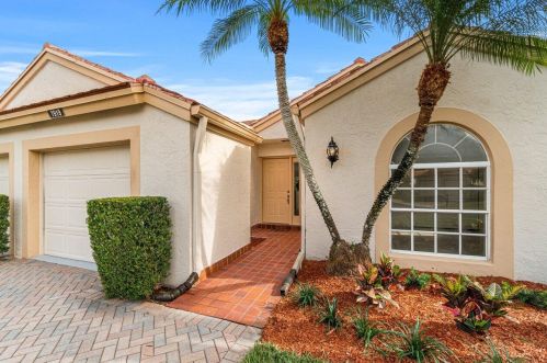 7919 Lake Sands Dr, Delray Beach, FL 33446-3372
