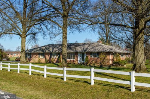 50 Clarence Ave, Shoemakersville PA  19555-1102 exterior