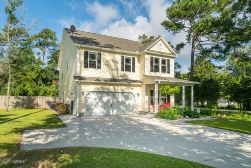 102 Koonce Ln, Newport, NC 28570-8225
