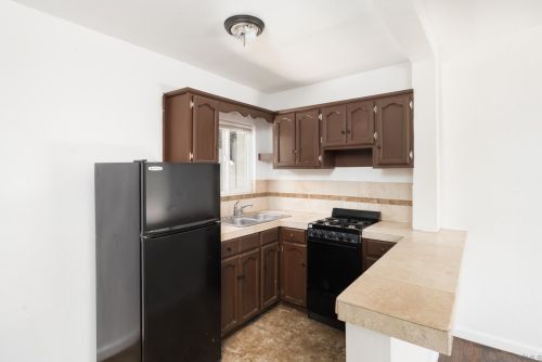 3257 L St, San Diego CA  92102-4332 exterior