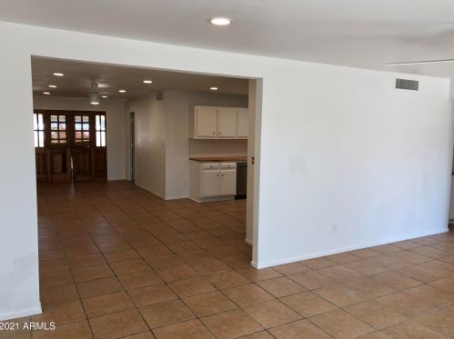 6807 44th Pl, Phoenix AZ  85042-5339 exterior