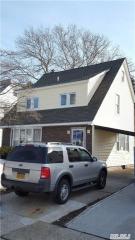 106 Center St, Williston Park NY  11596-1019 exterior