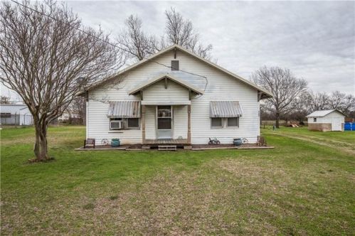 7136 Golinda Dr, North Prairie, TX 76632